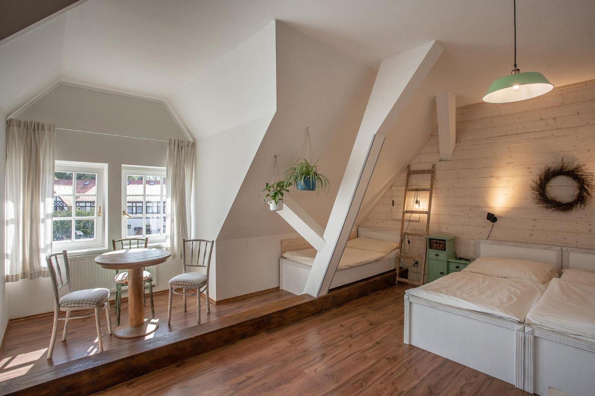 Penzion Statek Bernard Královské Poříčí 部屋 写真