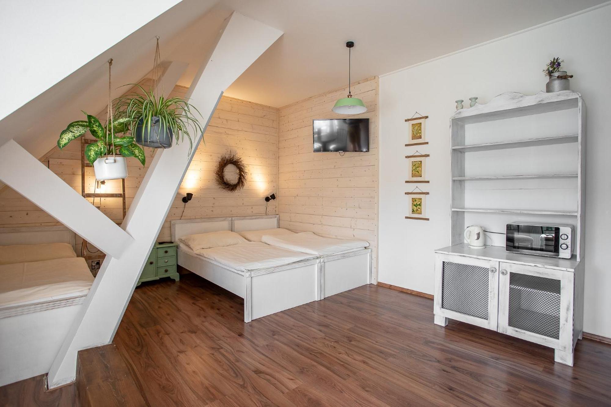 Penzion Statek Bernard Královské Poříčí 部屋 写真